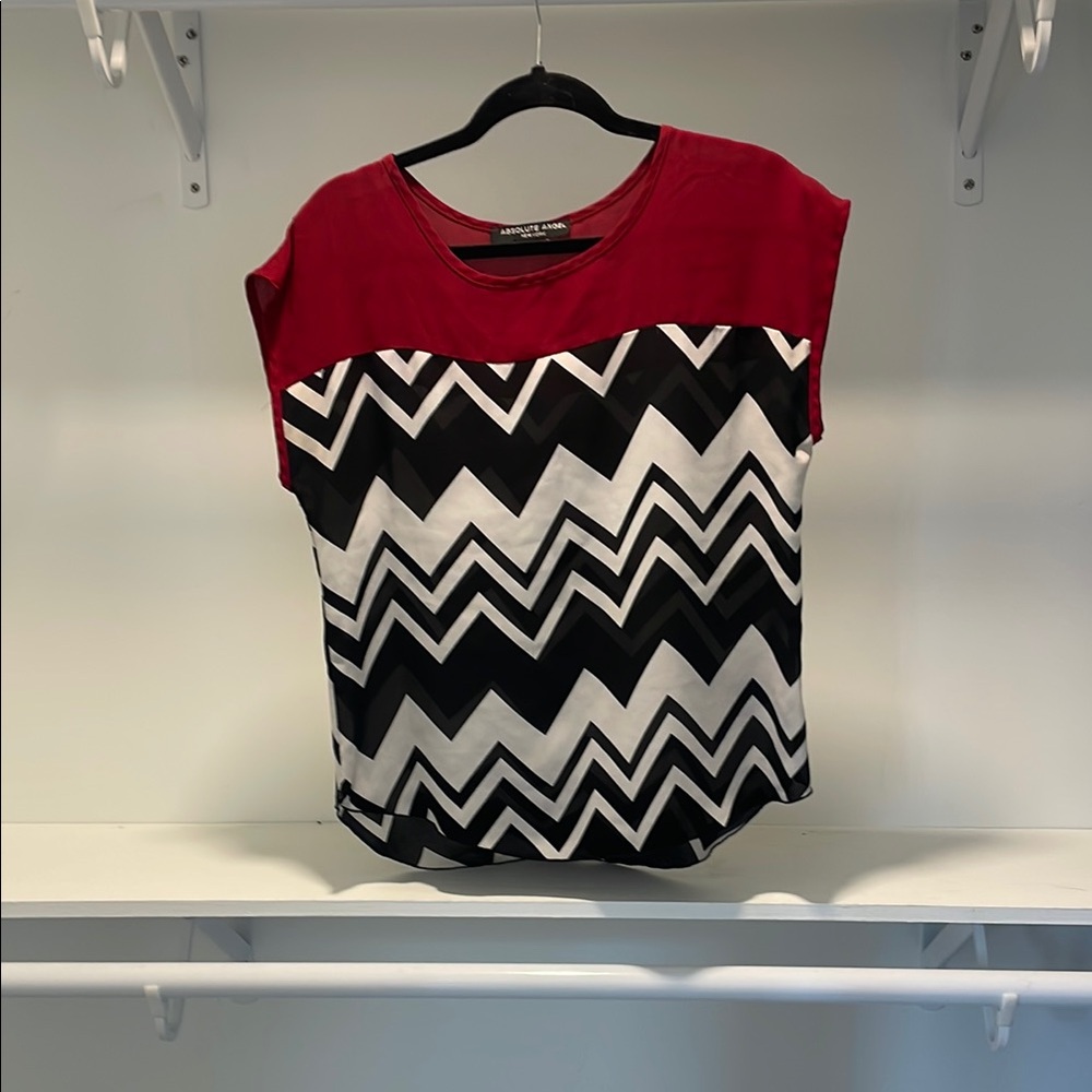 💗 4/$12 Absolute Angel Red and Black Cap Sleeve Boxy Blouse